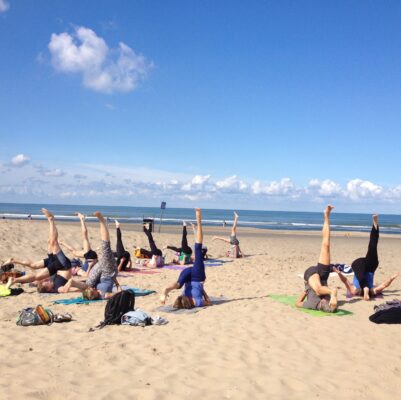 yoga op het strand